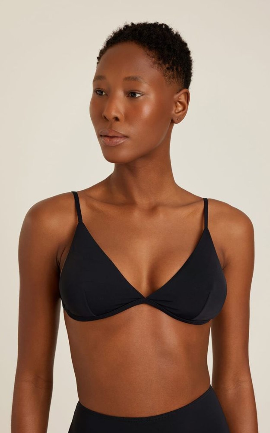 Biowear Lenny Niemeyer | Sutia Under Triangulo Fixo Preto